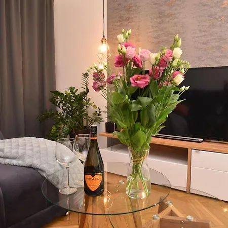 Good Feeling Rynek Vratislav